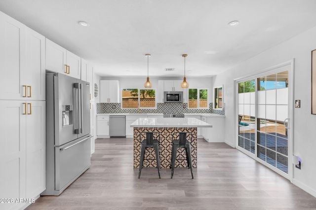 1106 E FREMONT Drive, Tempe, AZ 85282