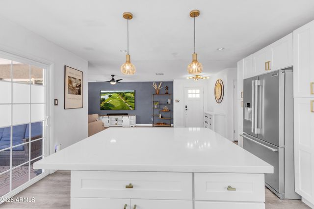 1106 E FREMONT Drive, Tempe, AZ 85282