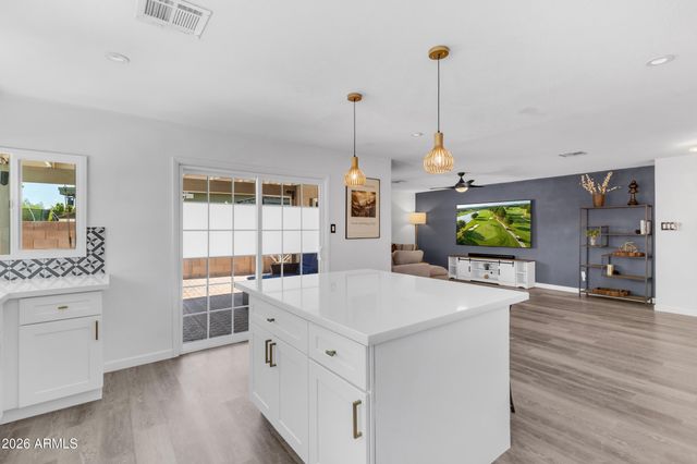 1106 E FREMONT Drive, Tempe, AZ 85282