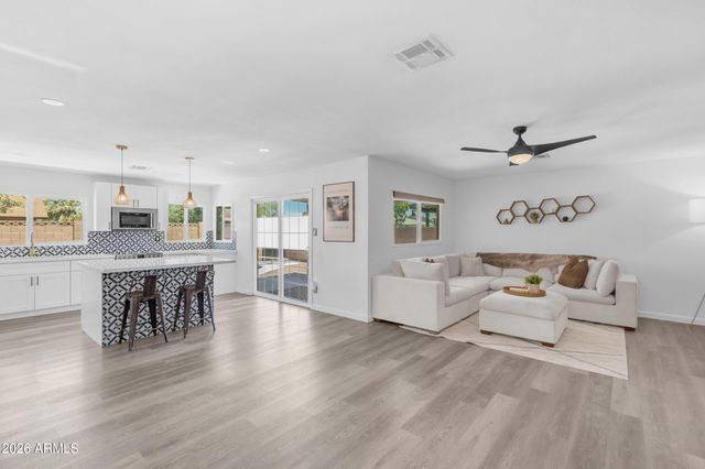 1106 E FREMONT Drive, Tempe, AZ 85282