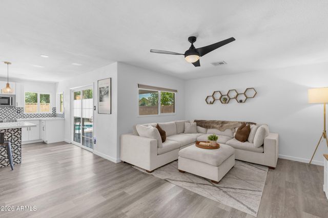 1106 E FREMONT Drive, Tempe, AZ 85282