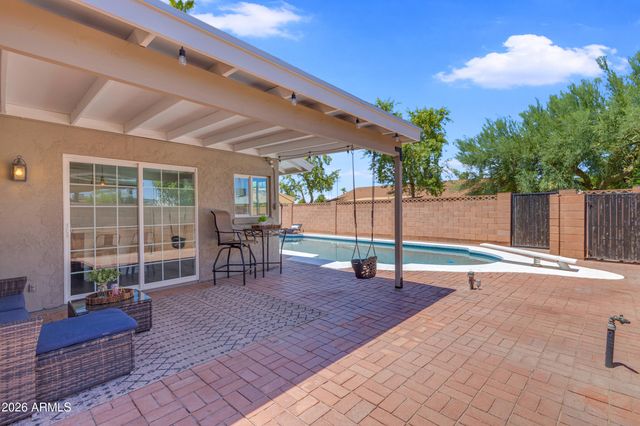 1106 E FREMONT Drive, Tempe, AZ 85282