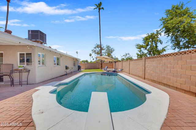 1106 E FREMONT Drive, Tempe, AZ 85282