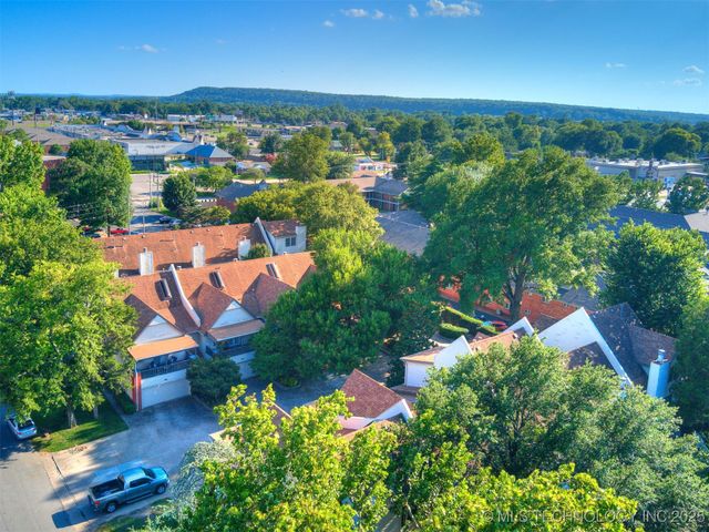 4822 S Quaker Avenue, Tulsa, OK 74105