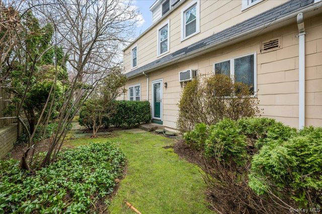 1 Edna Place, New Rochelle, NY 10804