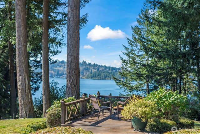 6684 Cromwell Beach Drive NW, Gig Harbor, WA 98335