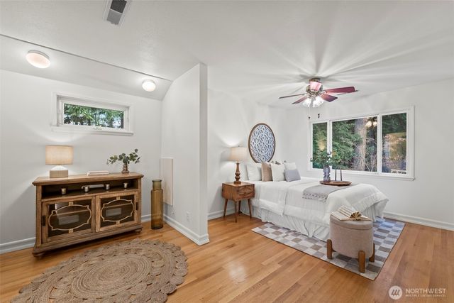 6684 Cromwell Beach Drive NW, Gig Harbor, WA 98335