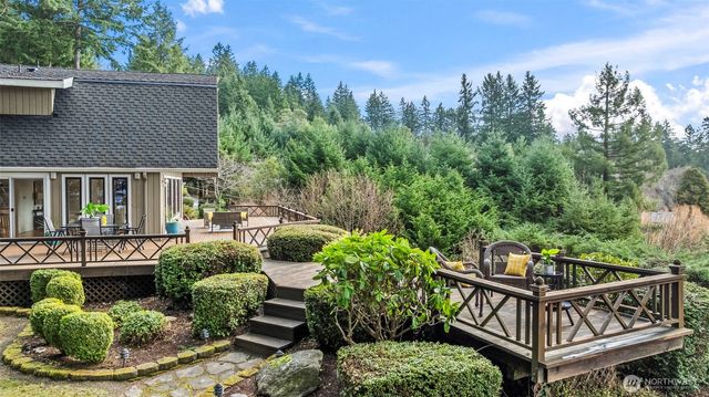 6684 Cromwell Beach Drive NW, Gig Harbor, WA 98335