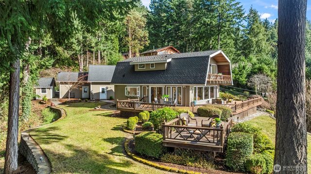 6684 Cromwell Beach Drive NW, Gig Harbor, WA 98335
