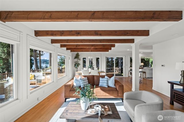 6684 Cromwell Beach Drive NW, Gig Harbor, WA 98335