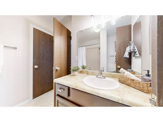 2924 Ross Dr H22, Fort Collins, CO 80526