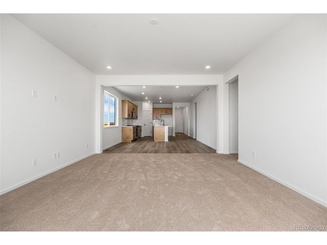 54860 E 27th Pl, Strasburg, CO 80136