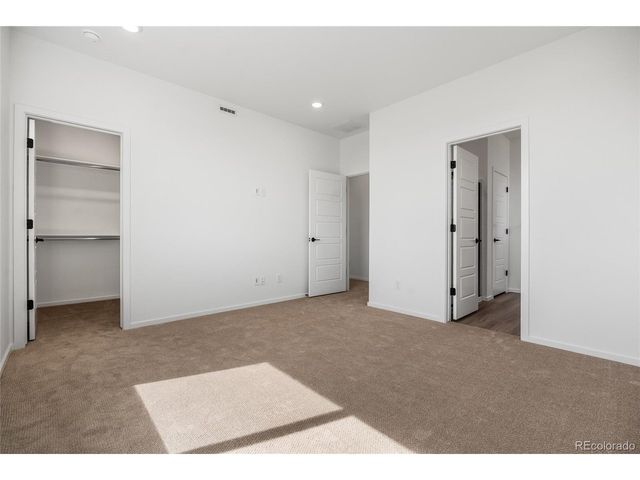 54860 E 27th Pl, Strasburg, CO 80136