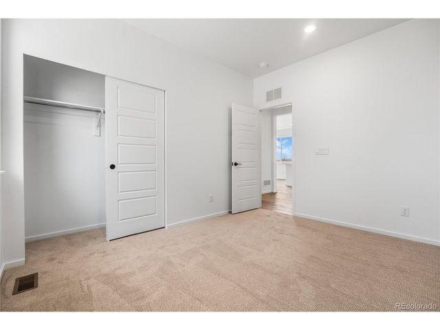 54860 E 27th Pl, Strasburg, CO 80136