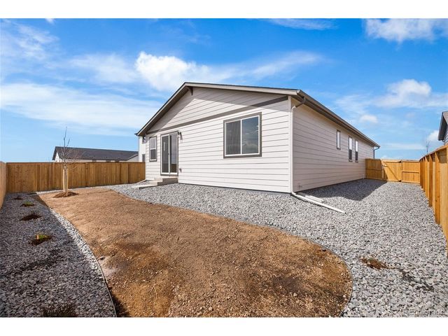 54860 E 27th Pl, Strasburg, CO 80136