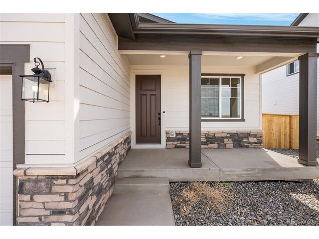 54860 E 27th Pl, Strasburg, CO 80136