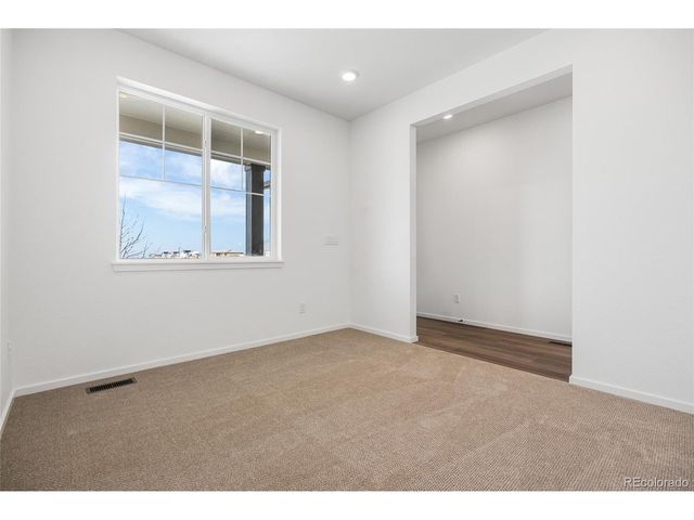 54860 E 27th Pl, Strasburg, CO 80136