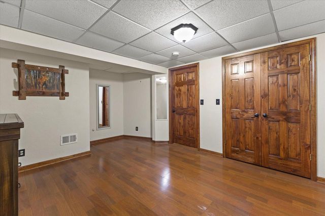 160 Cramer AVENUE, Dousman, WI 53118