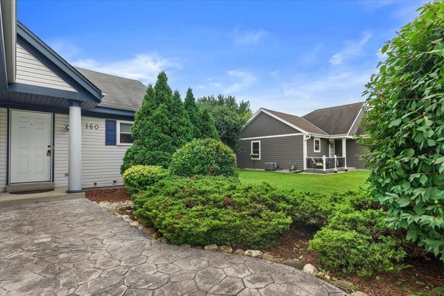 160 Cramer AVENUE, Dousman, WI 53118