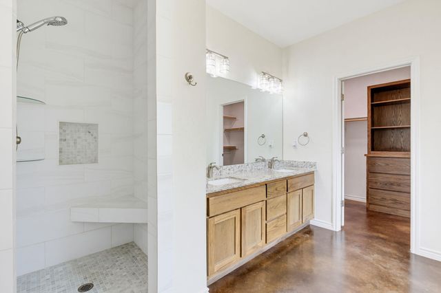 1110 County Road 1045, Lampasas, TX 76550