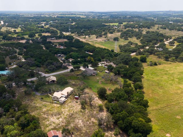 1110 County Road 1045, Lampasas, TX 76550