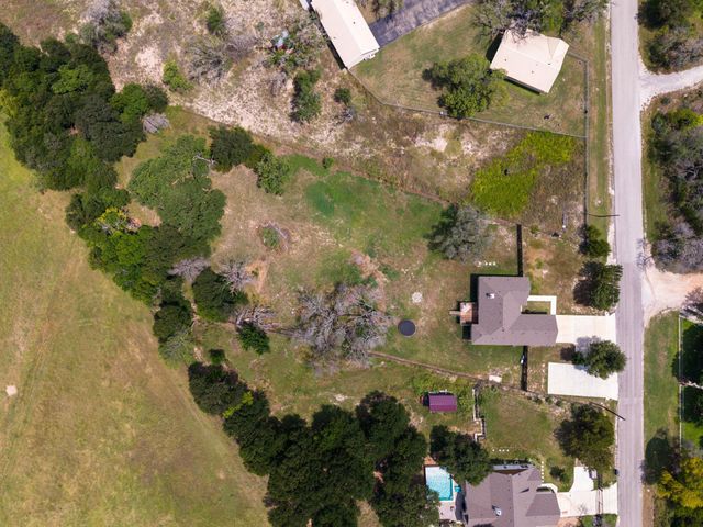 1110 County Road 1045, Lampasas, TX 76550