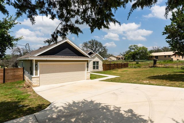 1110 County Road 1045, Lampasas, TX 76550