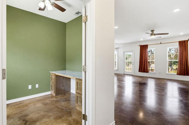 1110 County Road 1045, Lampasas, TX 76550