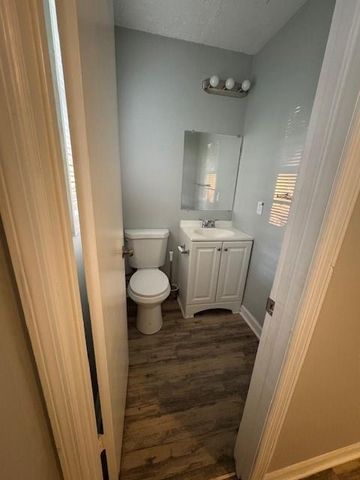 8327 Glenwoods Terrace B, Riverdale, GA 30274