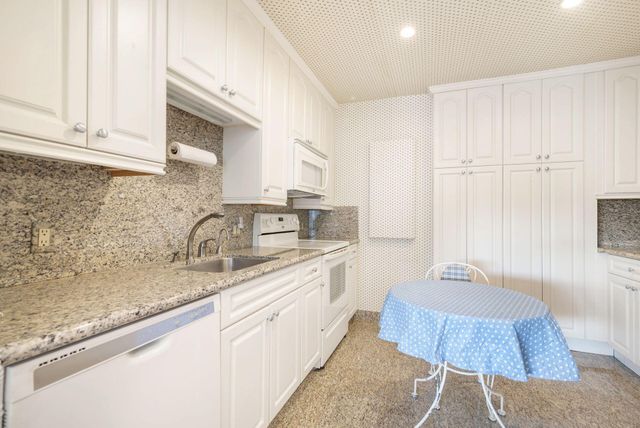 44 Cocoanut Row 227b, Palm Beach, FL 33480