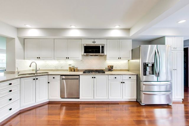 2535 Techny Road, Northbrook, IL 60062