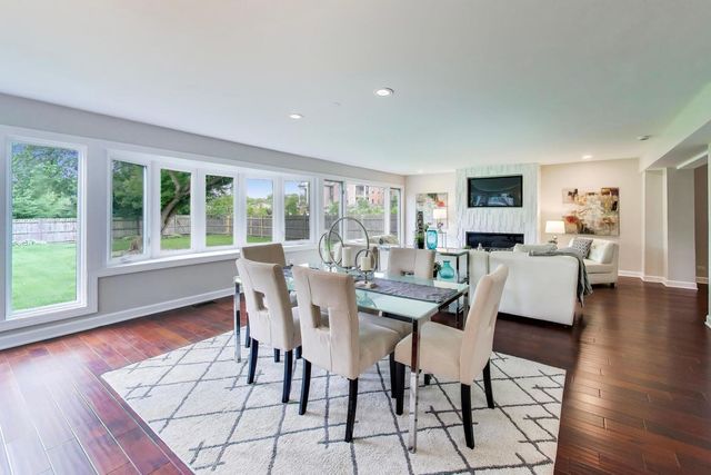 2535 Techny Road, Northbrook, IL 60062