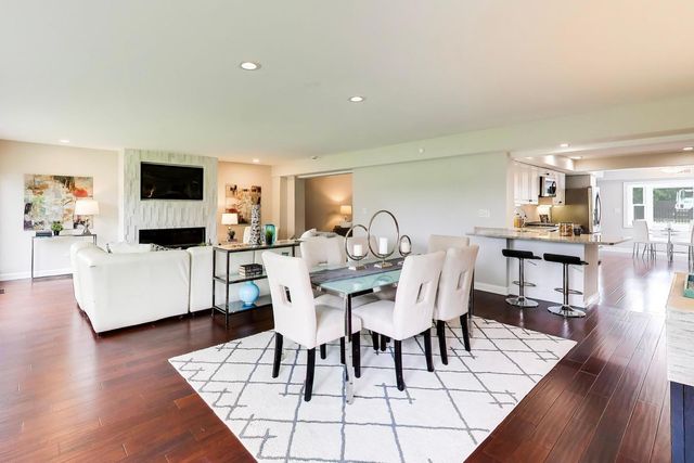 2535 Techny Road, Northbrook, IL 60062