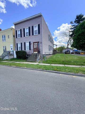 786 1st Avenue, Troy, NY 12182