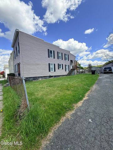 786 1st Avenue, Troy, NY 12182