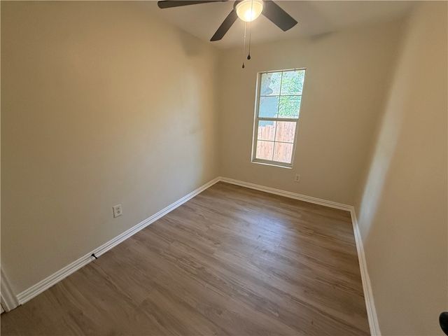 1613 Robeson Street, Bryan, TX 77803