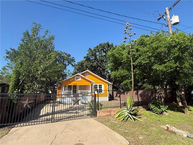 1613 Robeson Street, Bryan, TX 77803