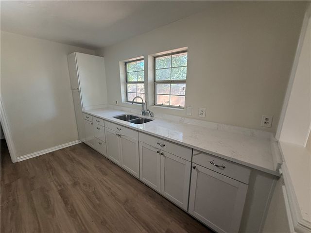 1613 Robeson Street, Bryan, TX 77803