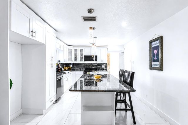 3111 Thames Way, Miramar, FL 33025