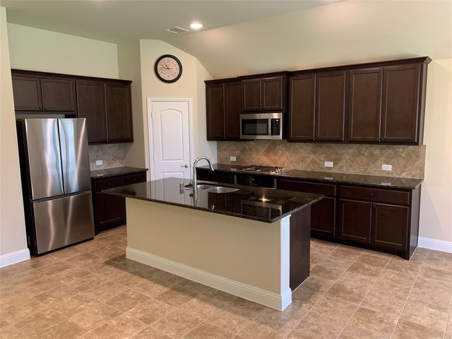 768 Fletcher Drive, Fate, TX 75087