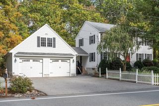 999 Hildreth Street, Dracut, MA 01826