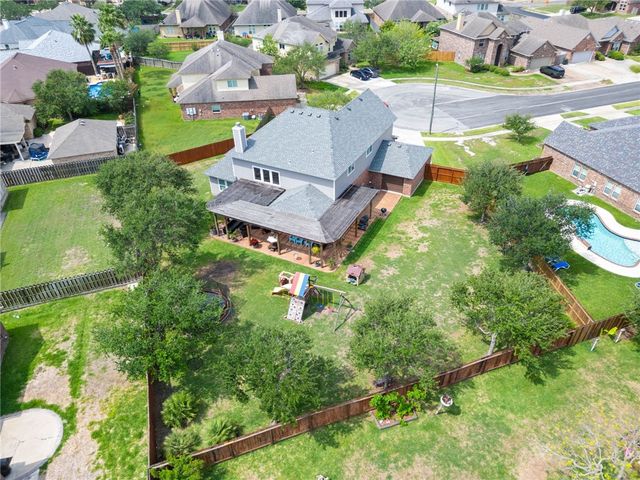 6114 Greenough Ct, Corpus Christi, TX 78414