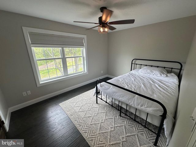 1527 PINTO CV, Auburn, PA 17922