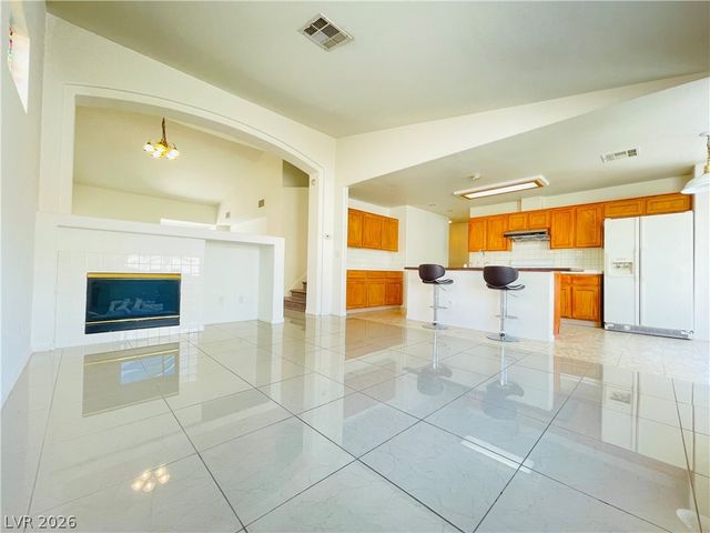 8134 Dinsmore Drive, Las Vegas, NV 89117