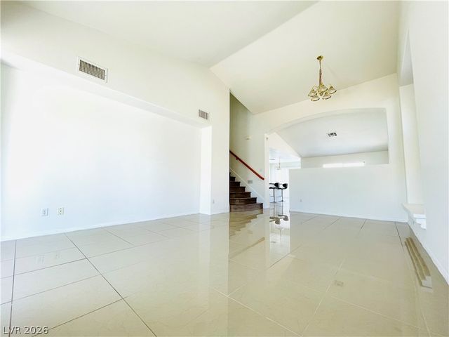 8134 Dinsmore Drive, Las Vegas, NV 89117