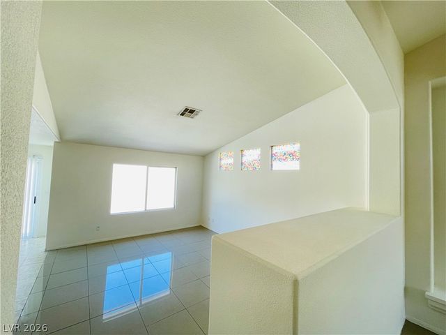 8134 Dinsmore Drive, Las Vegas, NV 89117