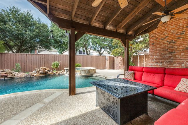 530 Weeping Willow Road, Garland, TX 75044