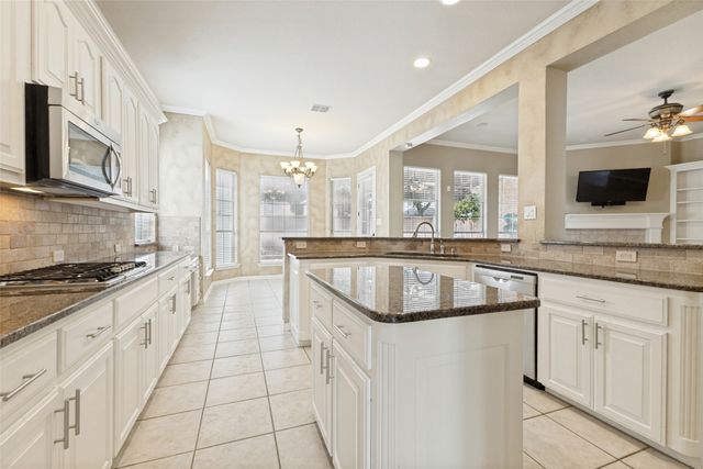 530 Weeping Willow Road, Garland, TX 75044