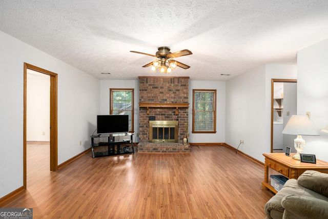 60 Woodland Trace, Stockbridge, GA 30281