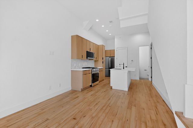 2080 Kelly Avenue 109, Dallas, TX 75215